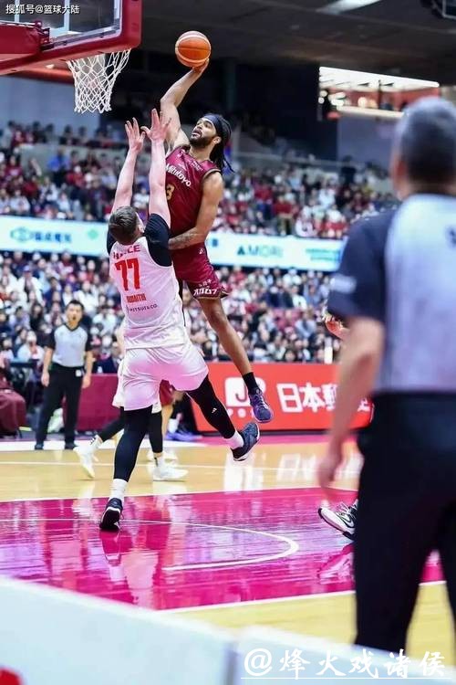 山东男篮官宣重磅引援:2米12高大中锋加盟,NBA落选秀盖帽王来袭 山东男篮官宣重磅引援:2米12高大中锋加盟,NBA落选秀盖帽王来袭